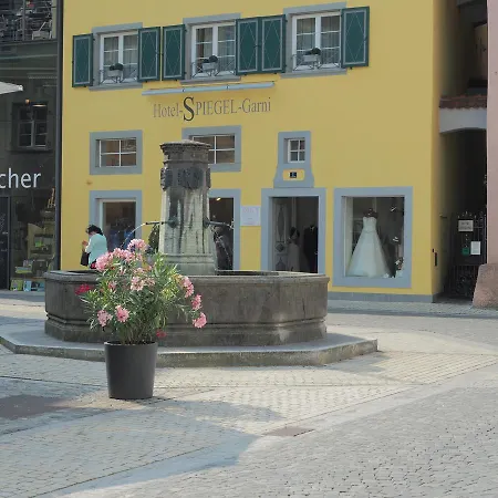 Spiegel Garni 3*