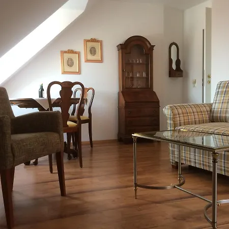 Spiegel Garni Hotel 3*